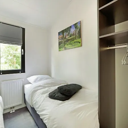 Waterside Bliss In Chalet Lochem