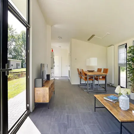 Chalet Waterside Bliss In Lochem